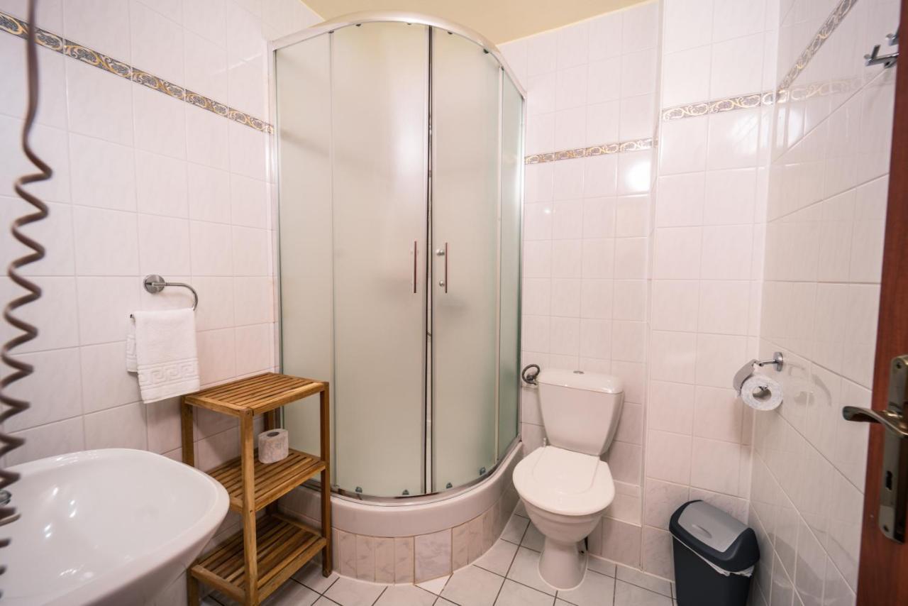 Hotel Koruna Прахатице Экстерьер фото